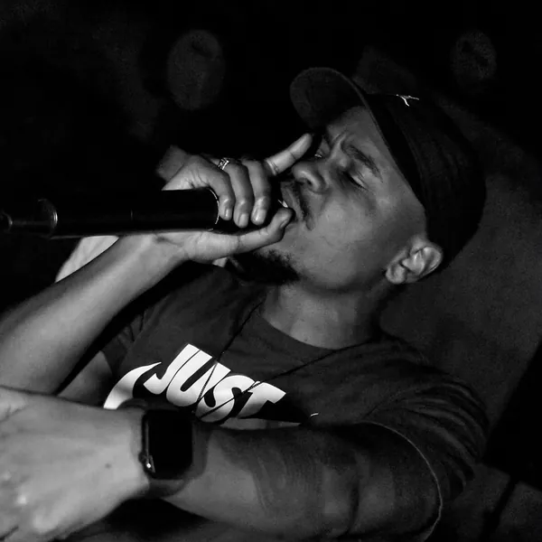 Eazy OGee performing live on the mic