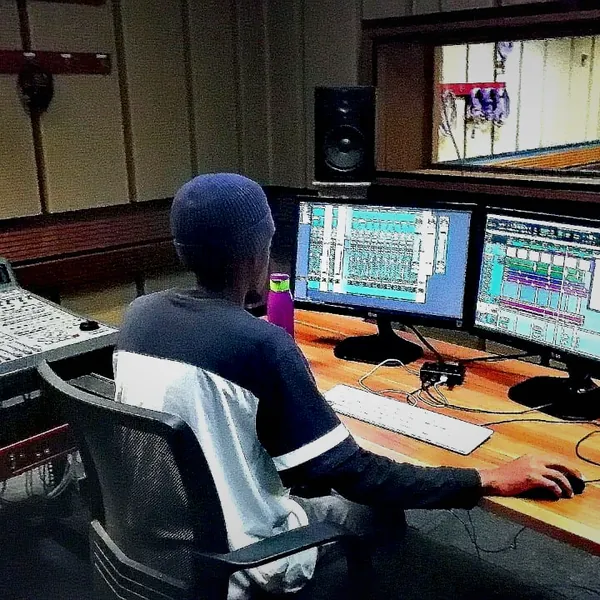 Fvrrow Otb at the studio console