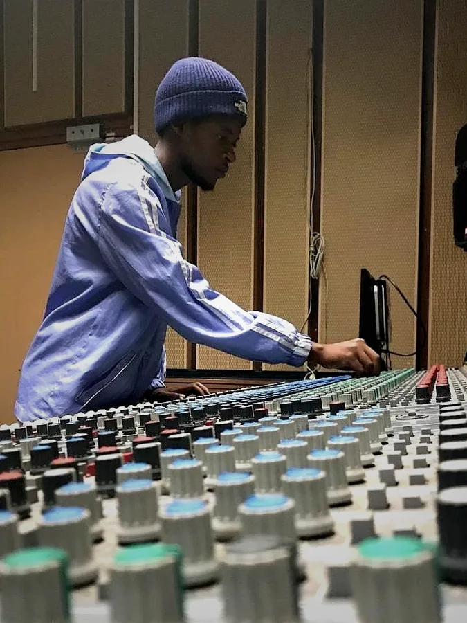 Fvrrow Otb working the mixing desk
