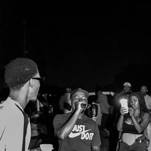 Black and white shot of the crowd at a SterkOpad event