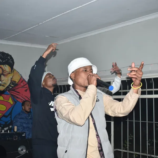 Wazza OGee on stage with the crowd